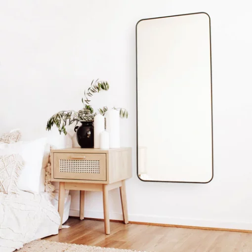 Rounded on sale corner mirror