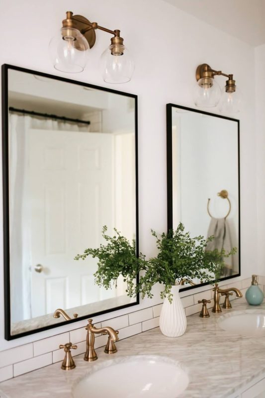 Luxe Thin Black Metal Frame Bathroom Mirror (Dimensions: 60cm / 80cm)